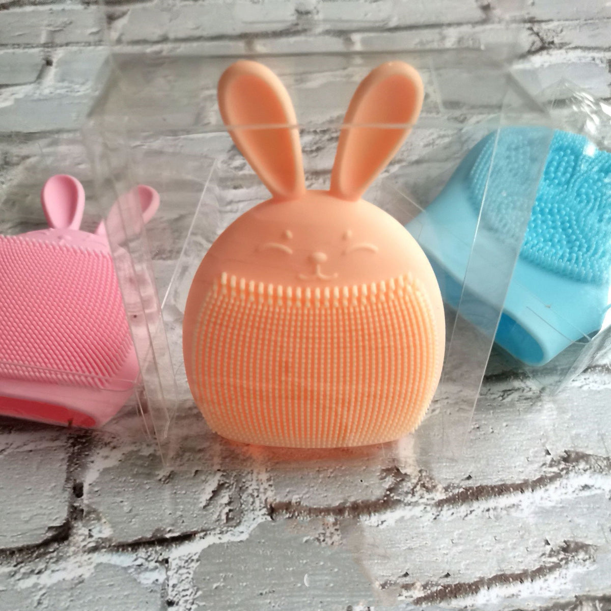 Factory Wholesale Silicone Brush Cleansing Brush Rabbit Ears Facial Cleansing Brush