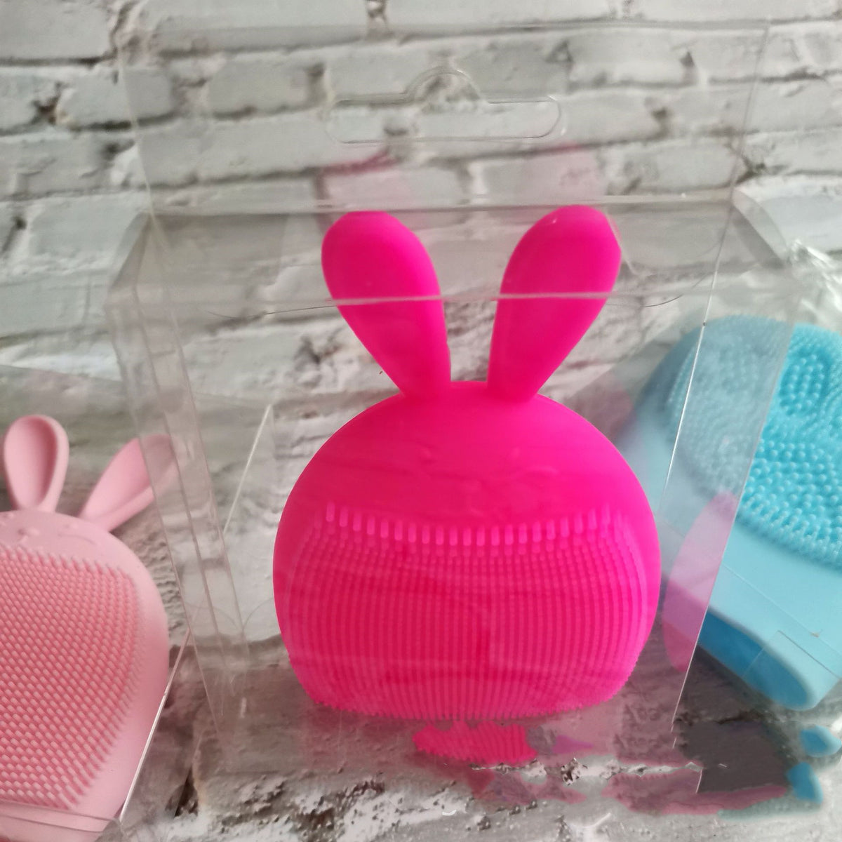 Factory Wholesale Silicone Brush Cleansing Brush Rabbit Ears Facial Cleansing Brush