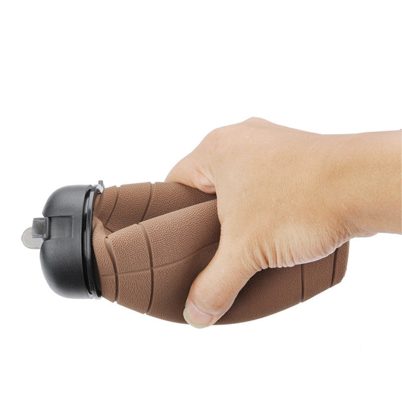     Reusable Collapsible Water Bottle with Leakproof Design Outdoor Collapsible Sports Water Bottle Reusable Leak-proof Portable Football Water Bottle For All Sports